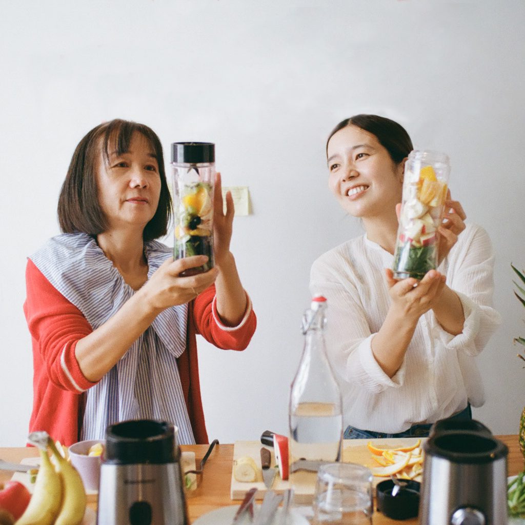 手作りスムージーを飲む朝　haru.×川原好恵【前編】